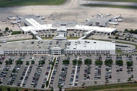 Charleston airport - Find information about Charleston International Airport, the largest and busiest airport in South Carolina. Learn about its location, airlines, terminal, …
